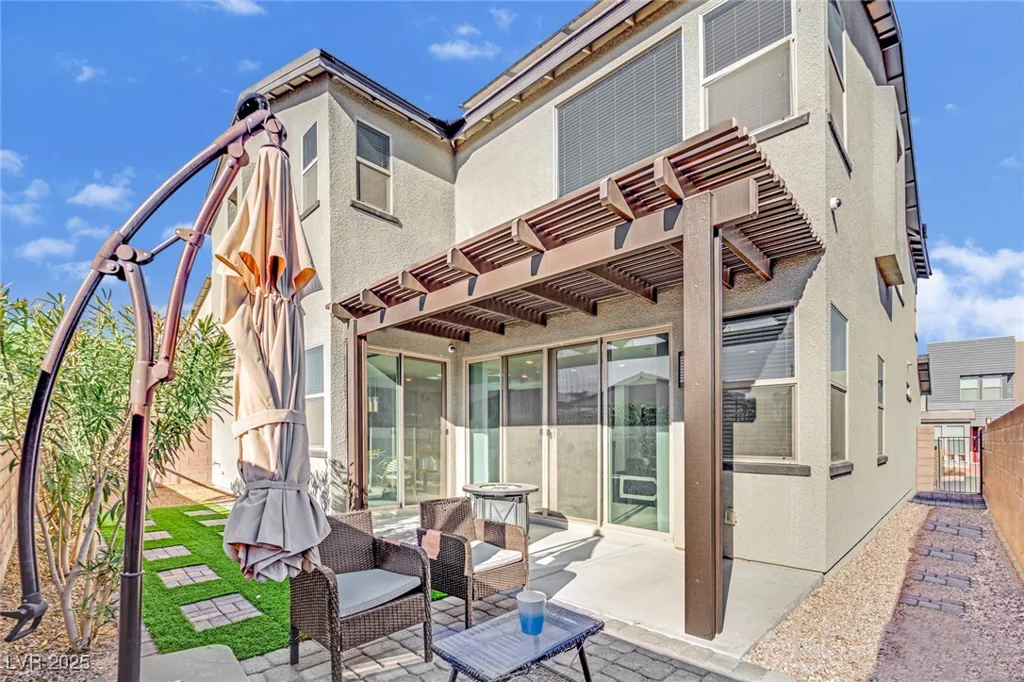 525 Front Range, North Las Vegas, NV 89084