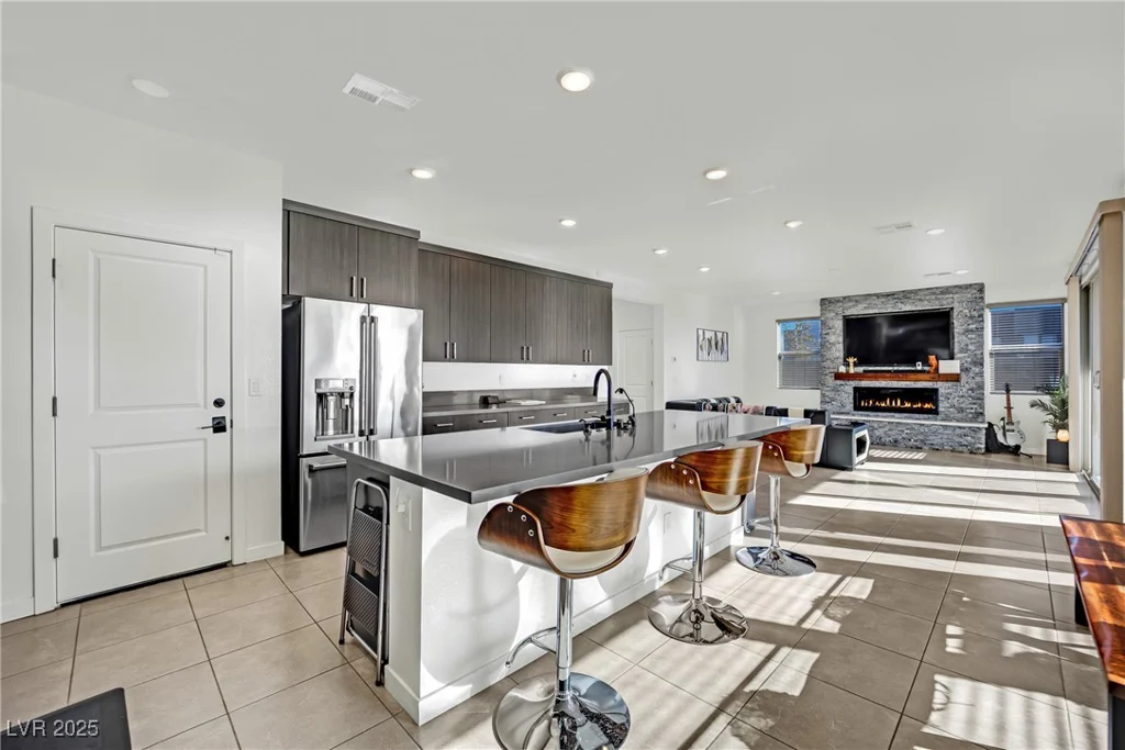 525 Front Range, North Las Vegas, NV 89084