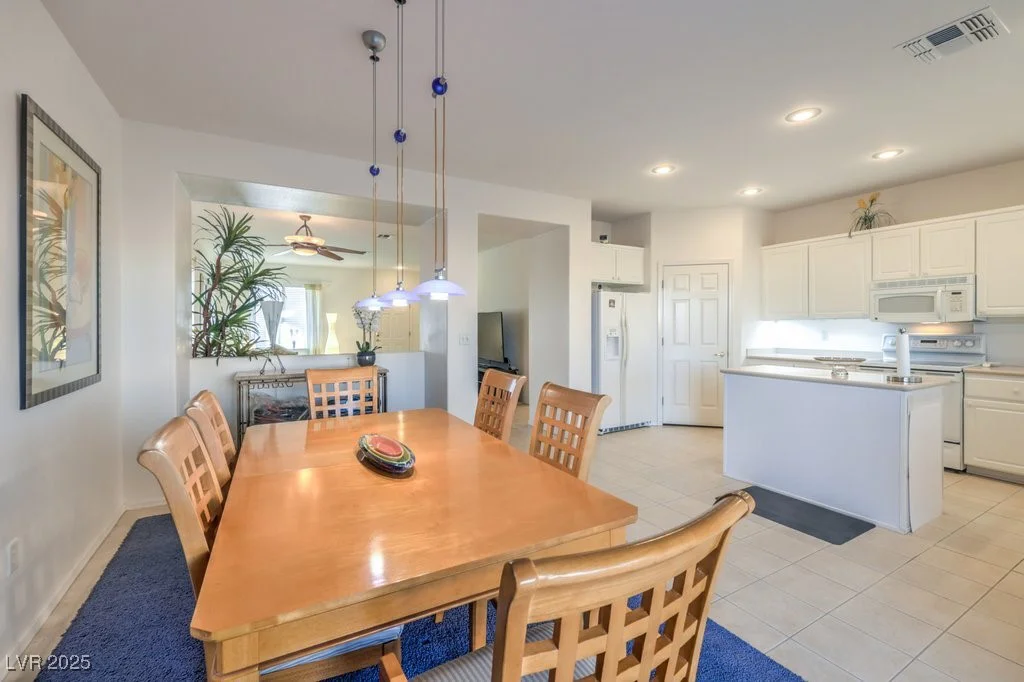 2582 Evansville, Henderson, NV 89052