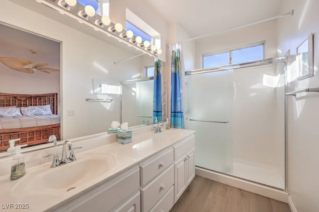 2582 Evansville, Henderson, NV 89052