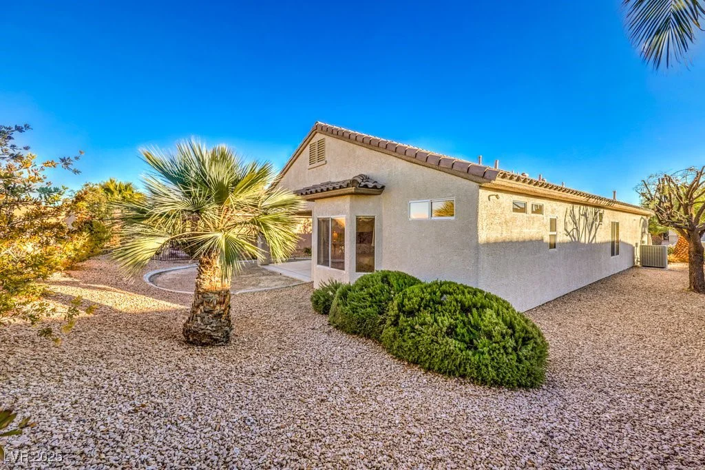 2582 Evansville, Henderson, NV 89052