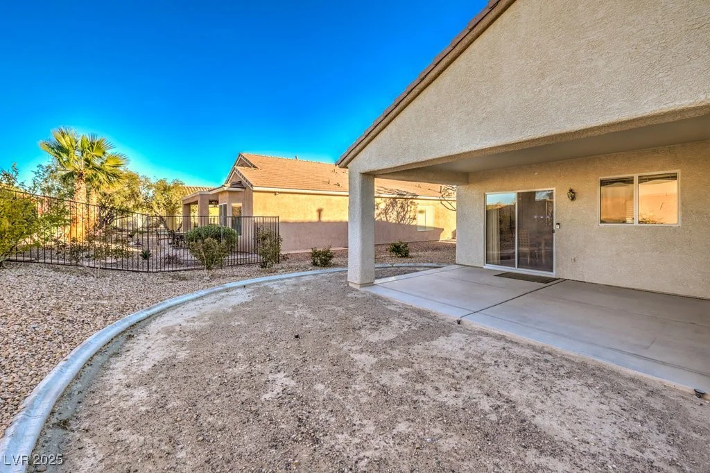 2582 Evansville, Henderson, NV 89052