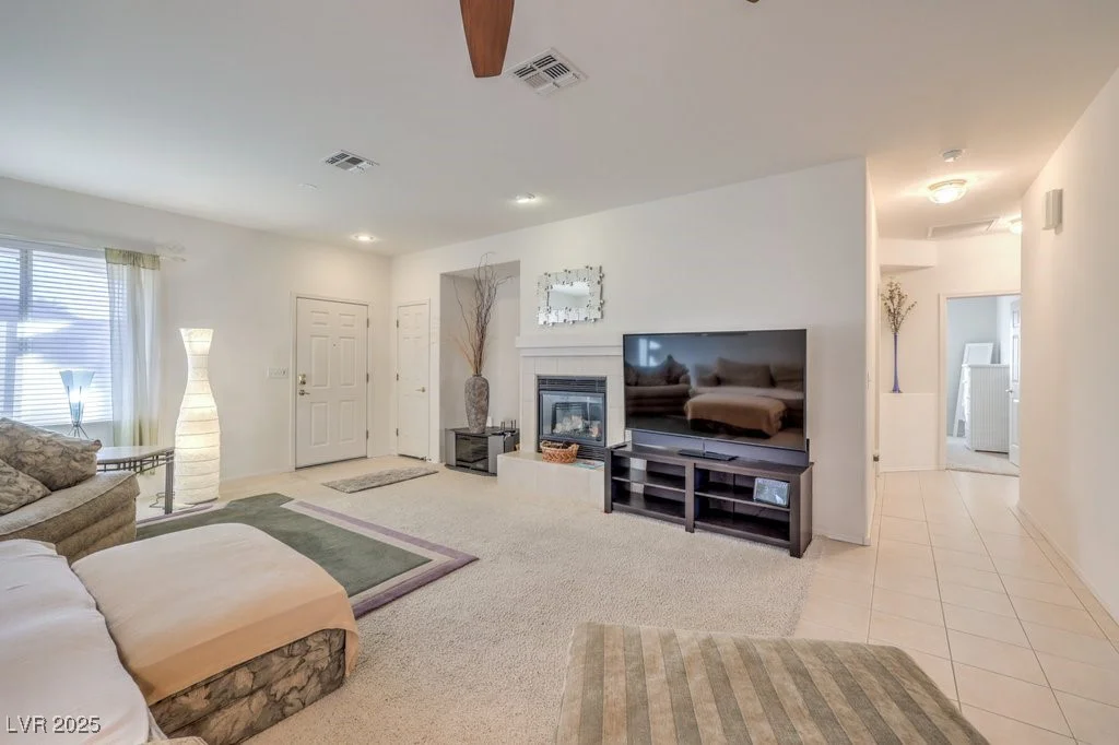 2582 Evansville, Henderson, NV 89052
