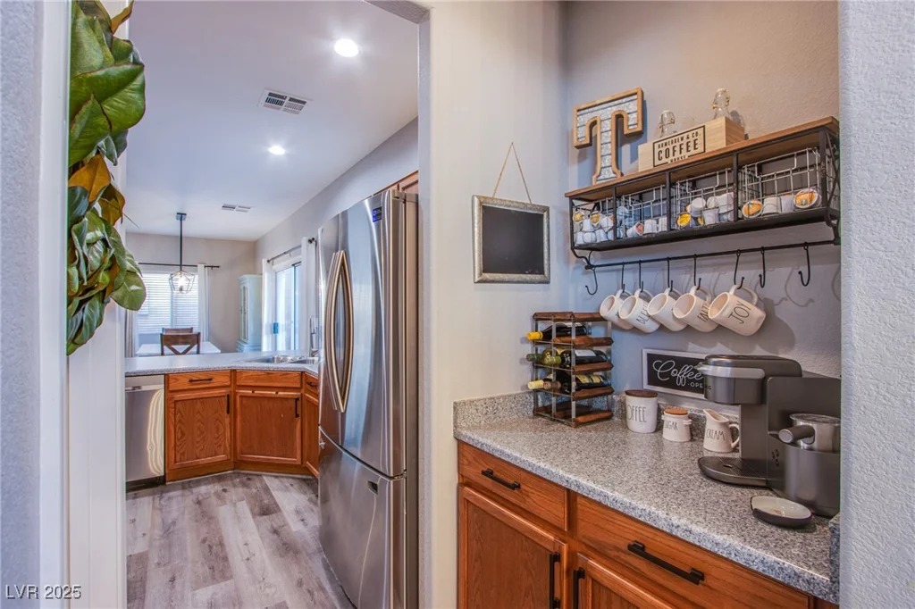 10654 Suffolk Hills, Las Vegas, NV 89129