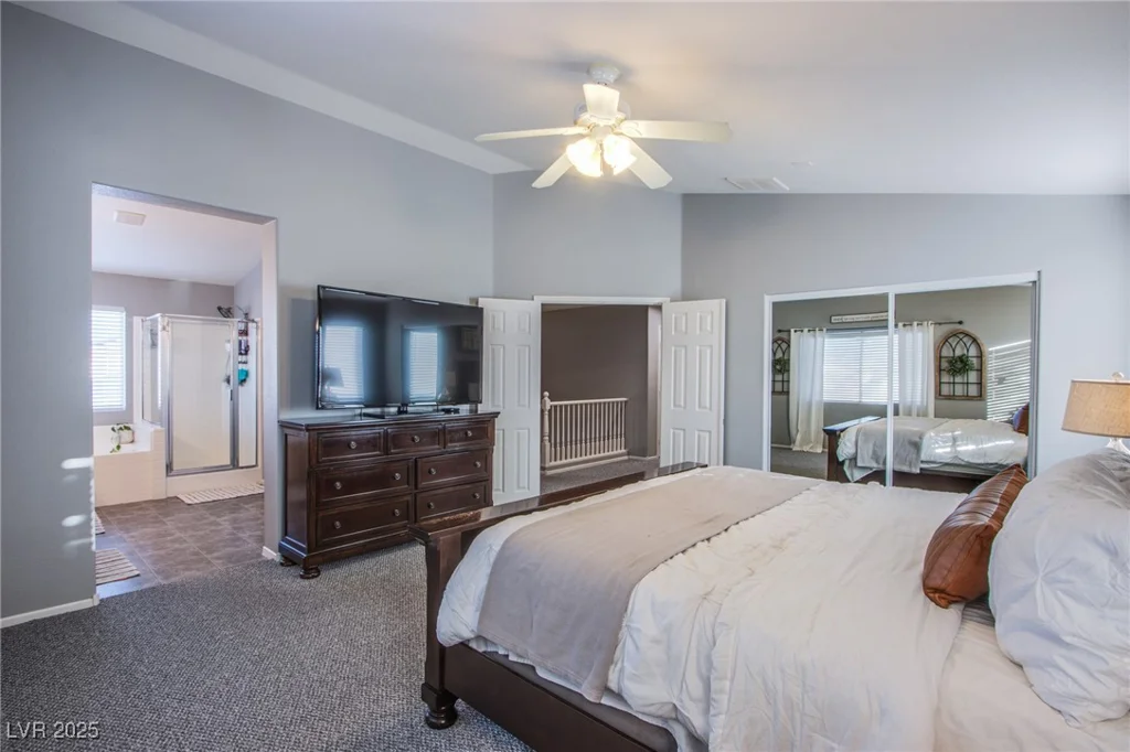 10654 Suffolk Hills, Las Vegas, NV 89129