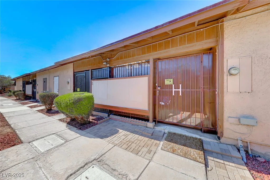 3024 Saint George, North Las Vegas, NV 89030