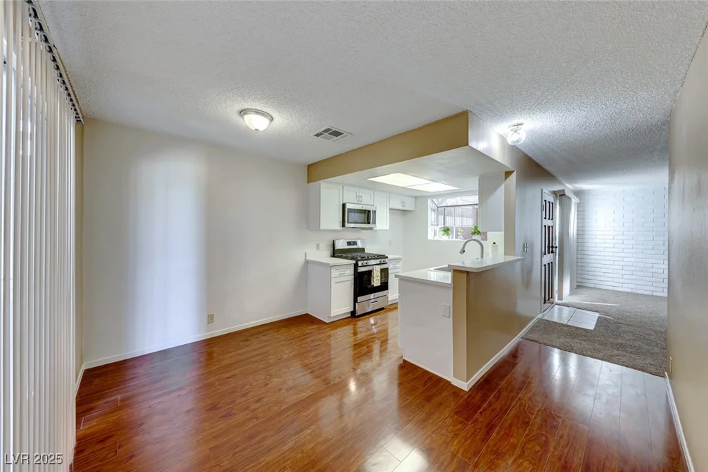 3024 Saint George, North Las Vegas, NV 89030
