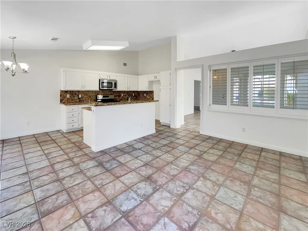 6108 Autumn Rose, Las Vegas, NV 89142
