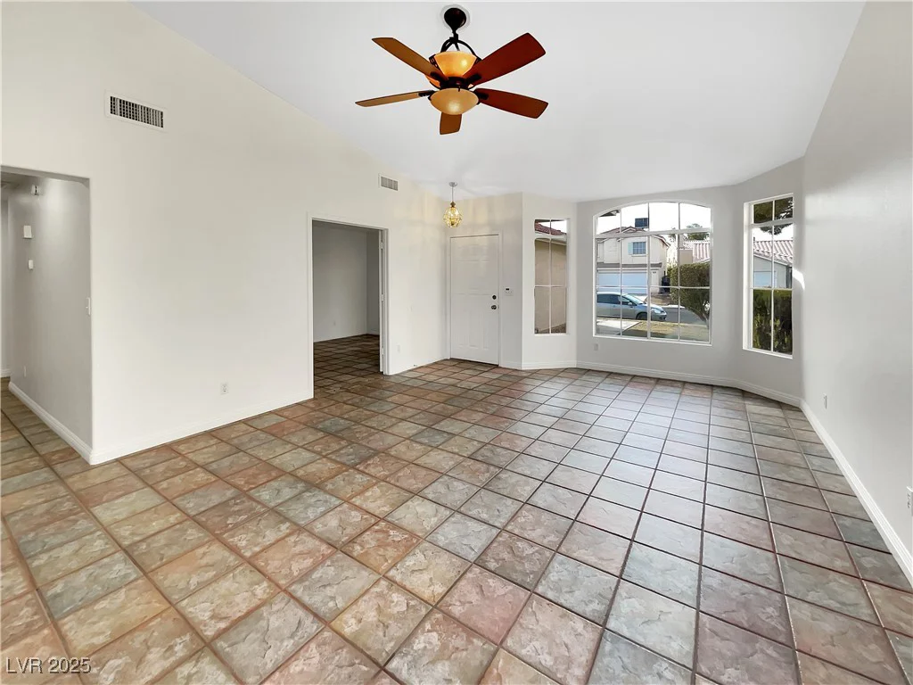 6108 Autumn Rose, Las Vegas, NV 89142