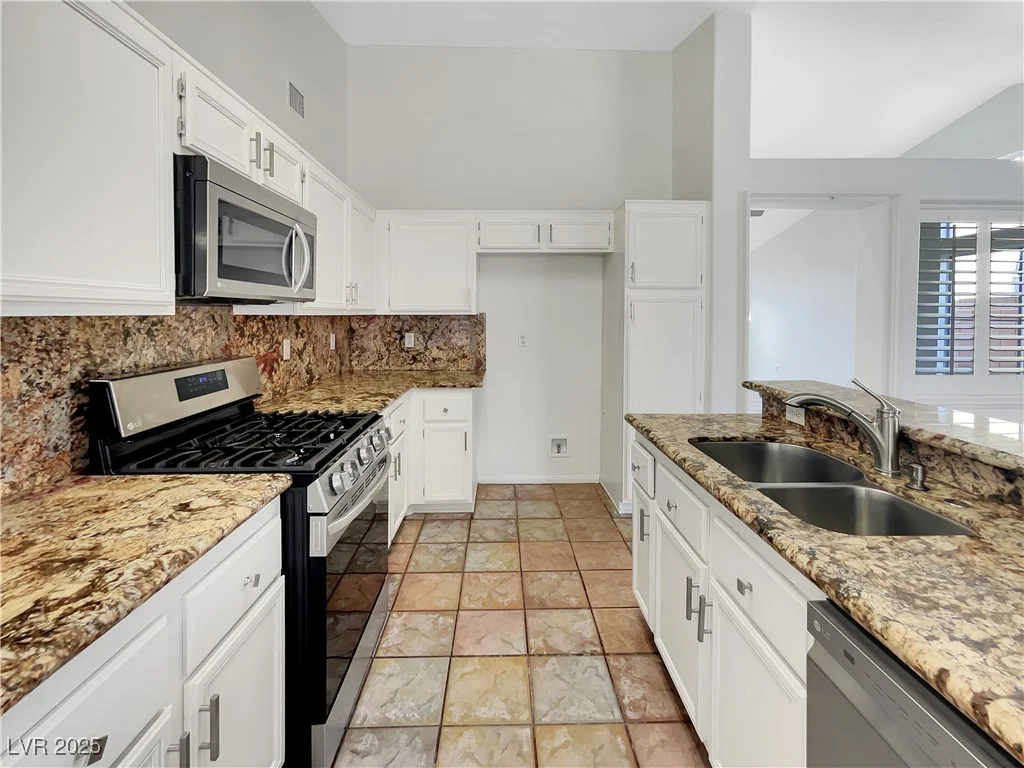 6108 Autumn Rose, Las Vegas, NV 89142