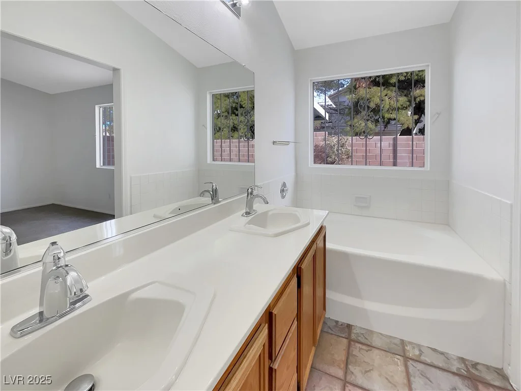 6108 Autumn Rose, Las Vegas, NV 89142