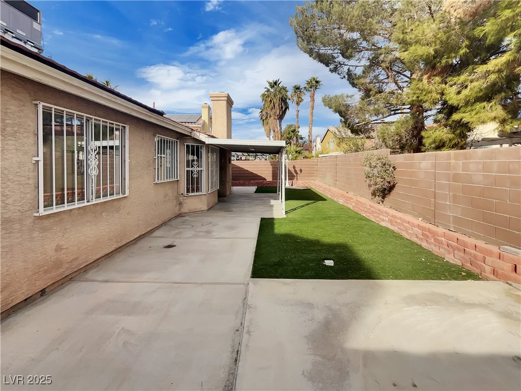 6108 Autumn Rose, Las Vegas, NV 89142