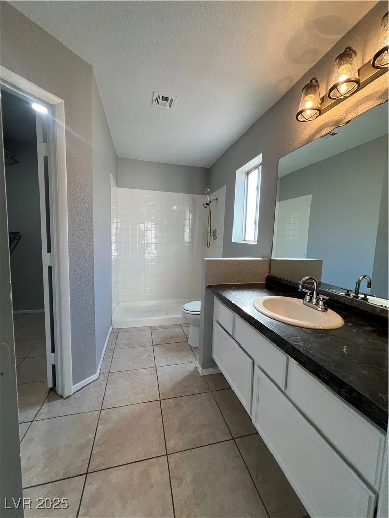 4438 Galore, Las Vegas, NV 89115