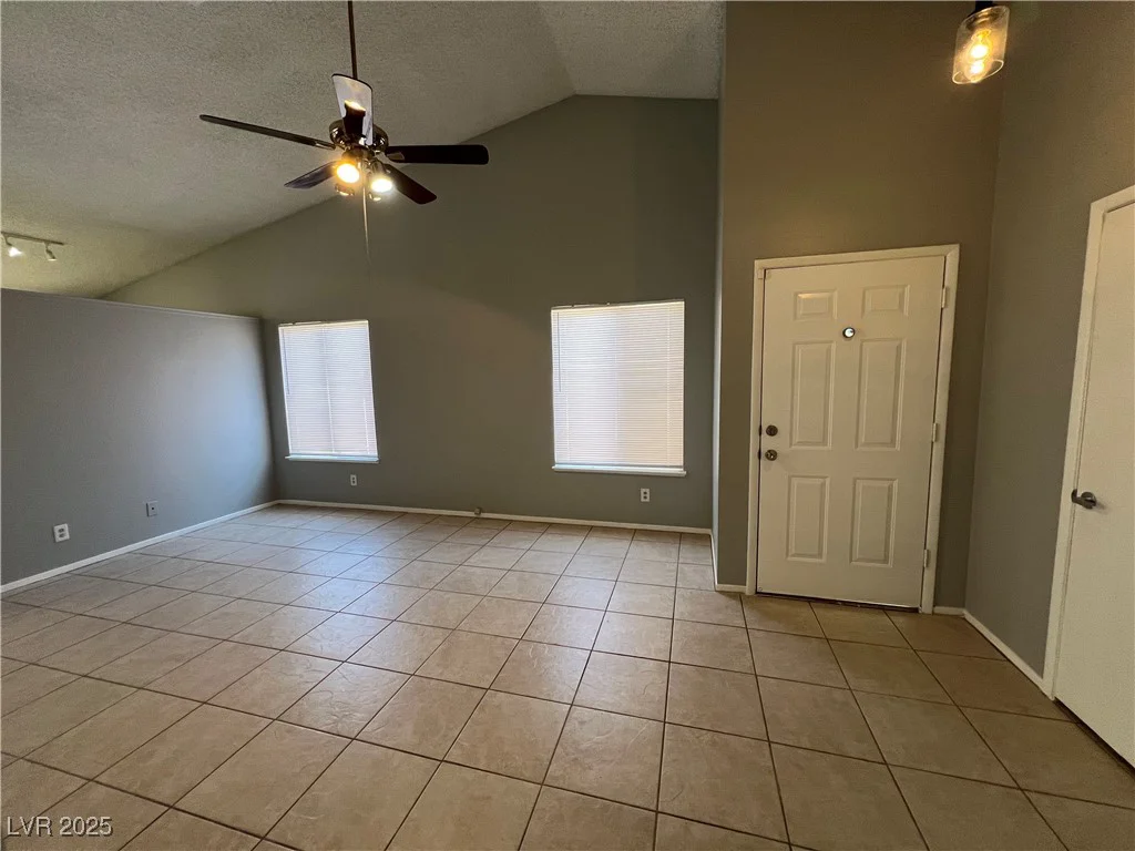 4438 Galore, Las Vegas, NV 89115