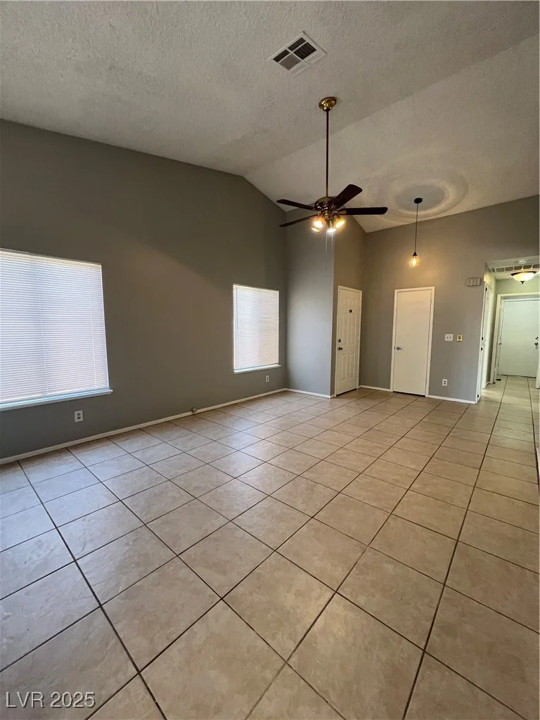 4438 Galore, Las Vegas, NV 89115