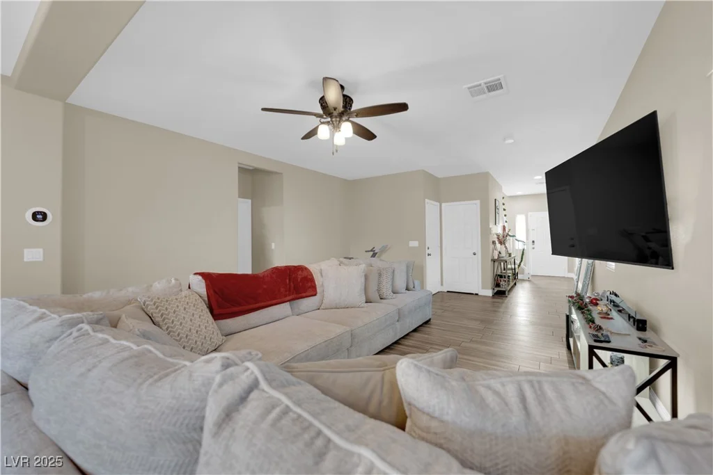 2314 Rock Slide, Las Vegas, NV 89115