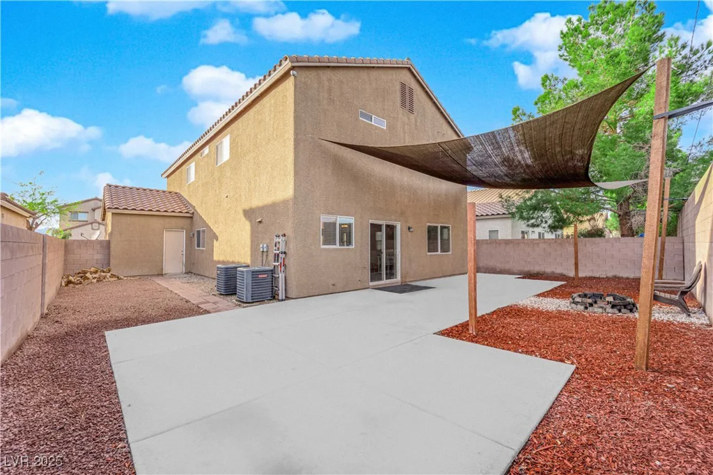 2314 Rock Slide, Las Vegas, NV 89115