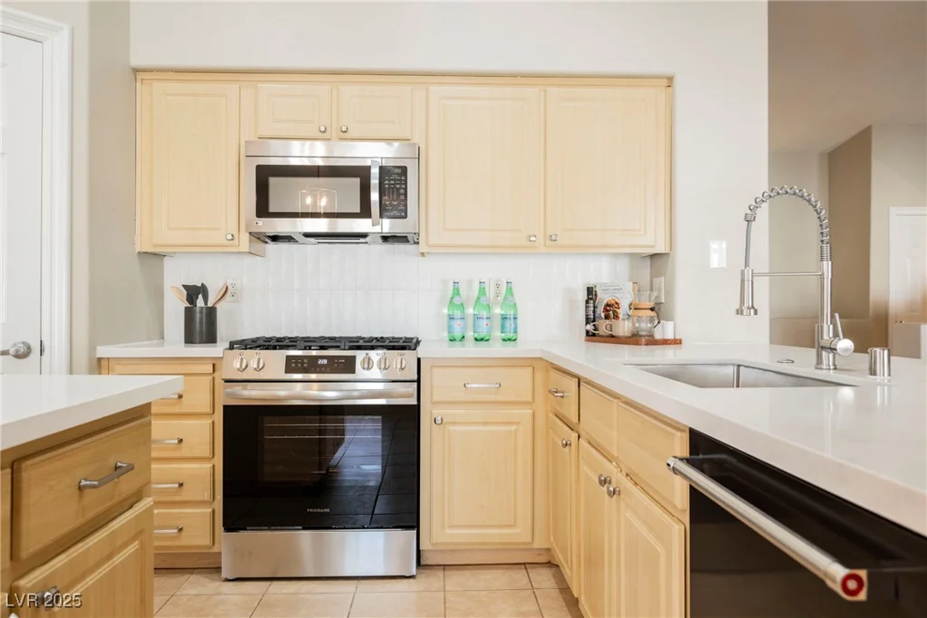 5900 Negril, Las Vegas, NV 89130