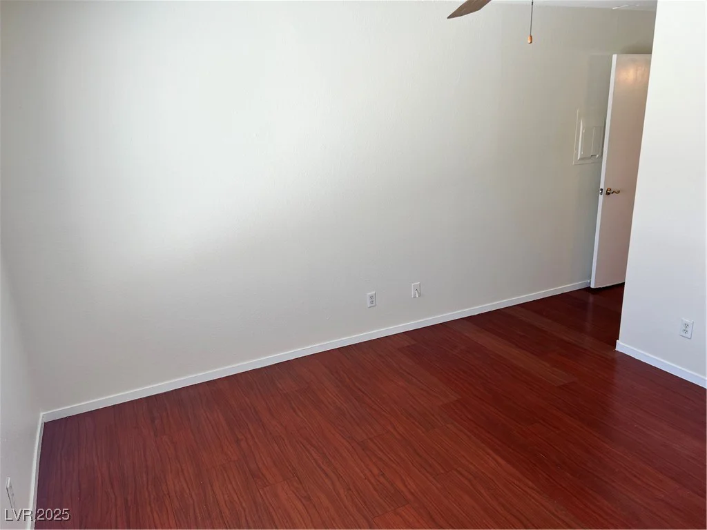 1533 Linnbaker, Las Vegas, NV 89110