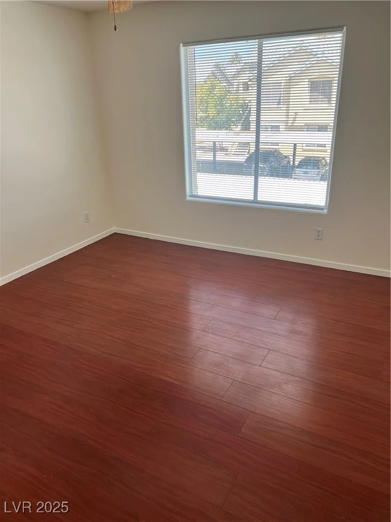 1533 Linnbaker, Las Vegas, NV 89110