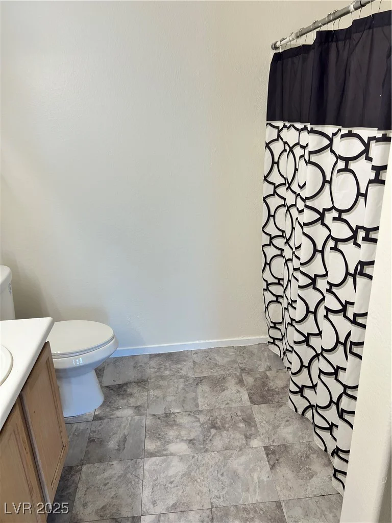 1533 Linnbaker, Las Vegas, NV 89110