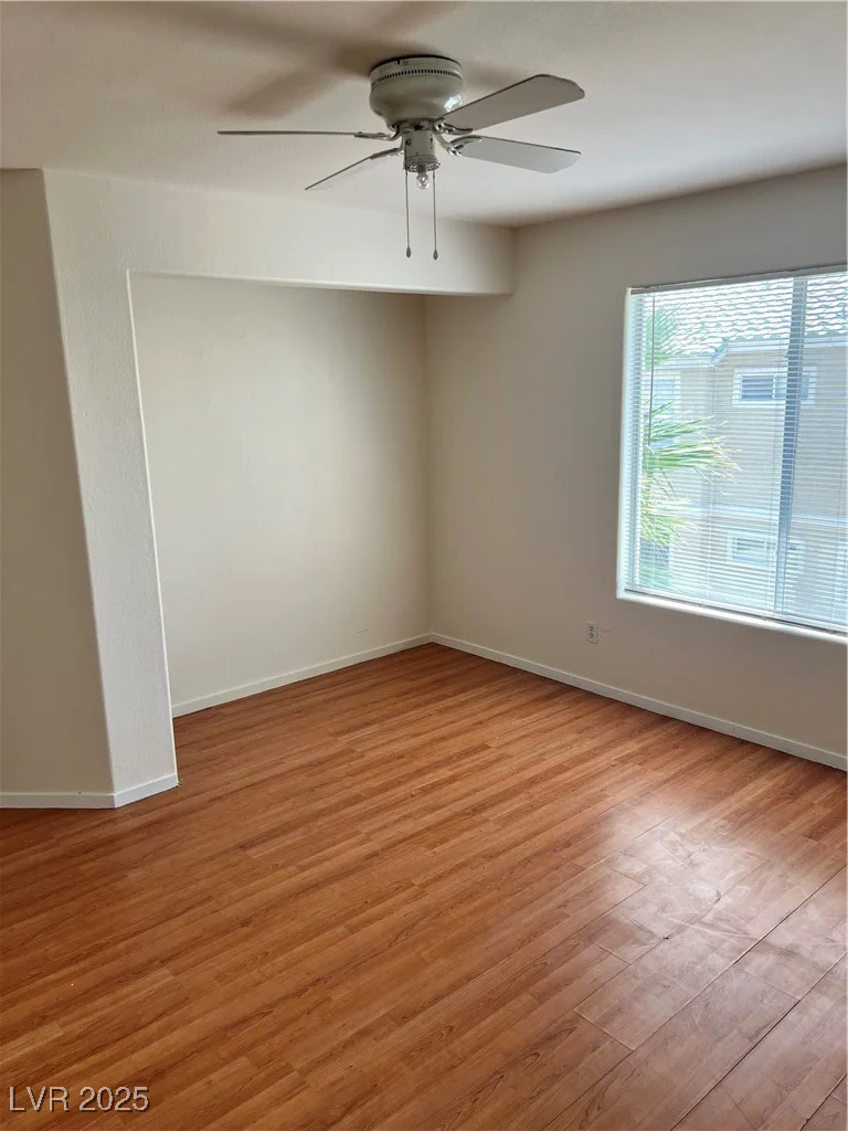 1533 Linnbaker, Las Vegas, NV 89110