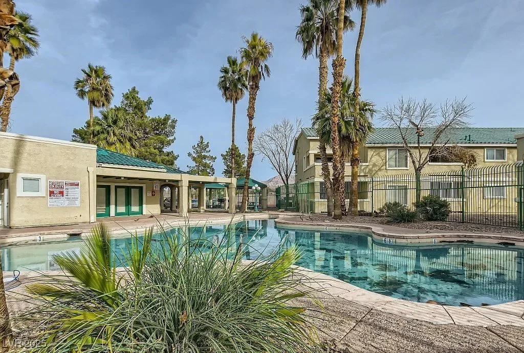 1533 Linnbaker, Las Vegas, NV 89110