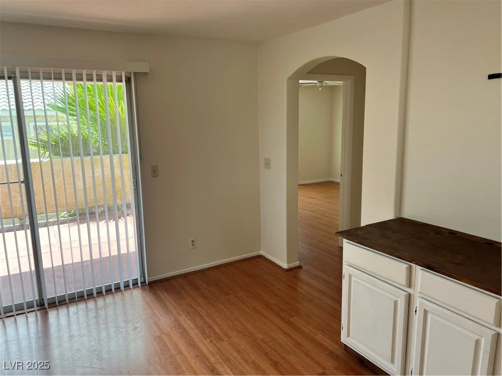 1533 Linnbaker, Las Vegas, NV 89110
