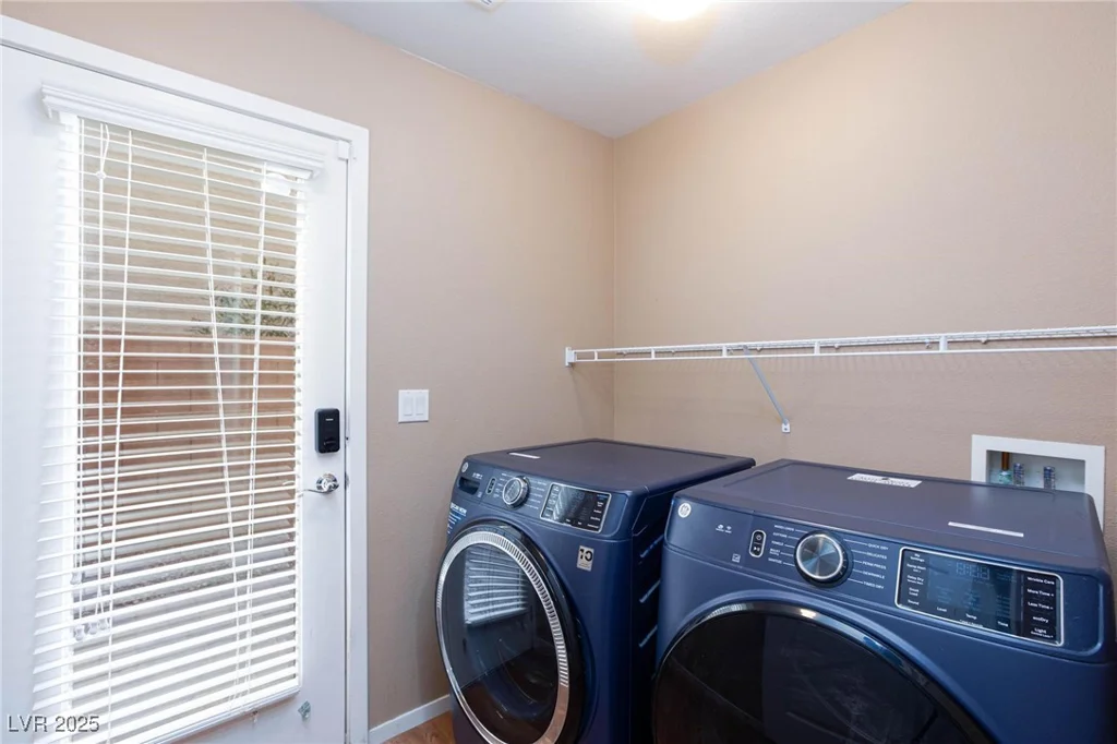9378 Hilgard, Las Vegas, NV 89178