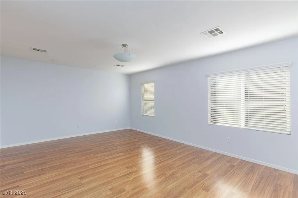 9378 Hilgard, Las Vegas, NV 89178
