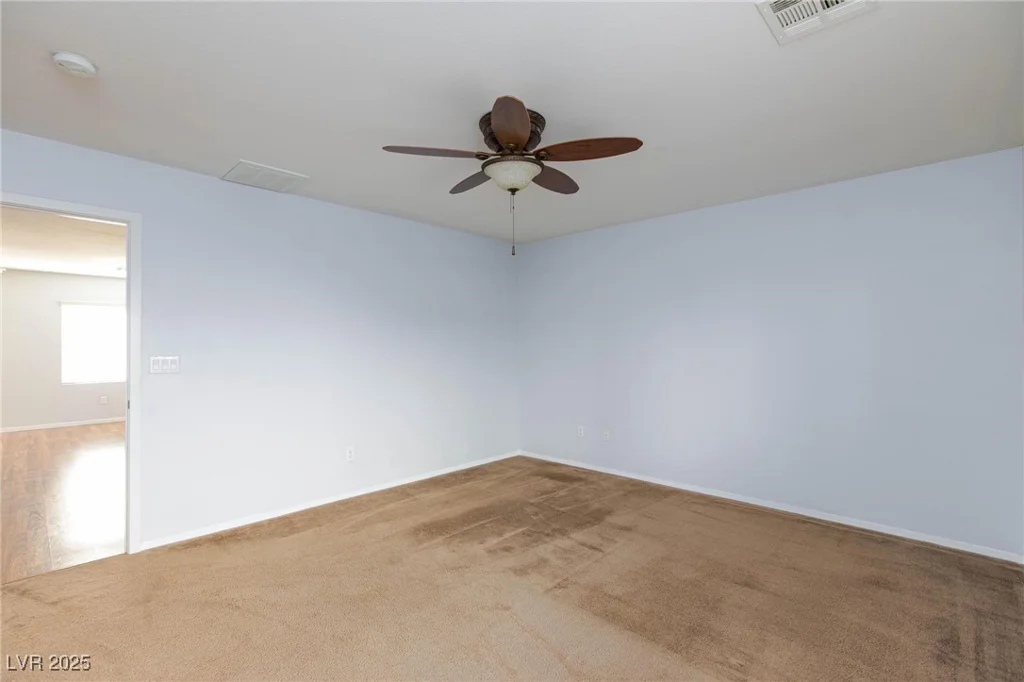 9378 Hilgard, Las Vegas, NV 89178