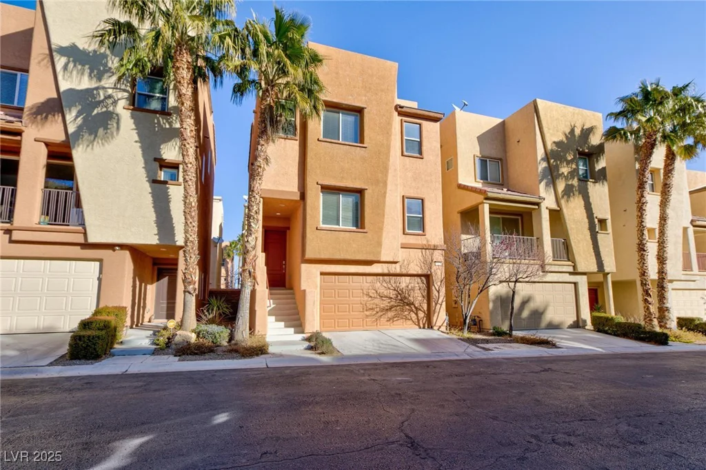 9378 Hilgard, Las Vegas, NV 89178