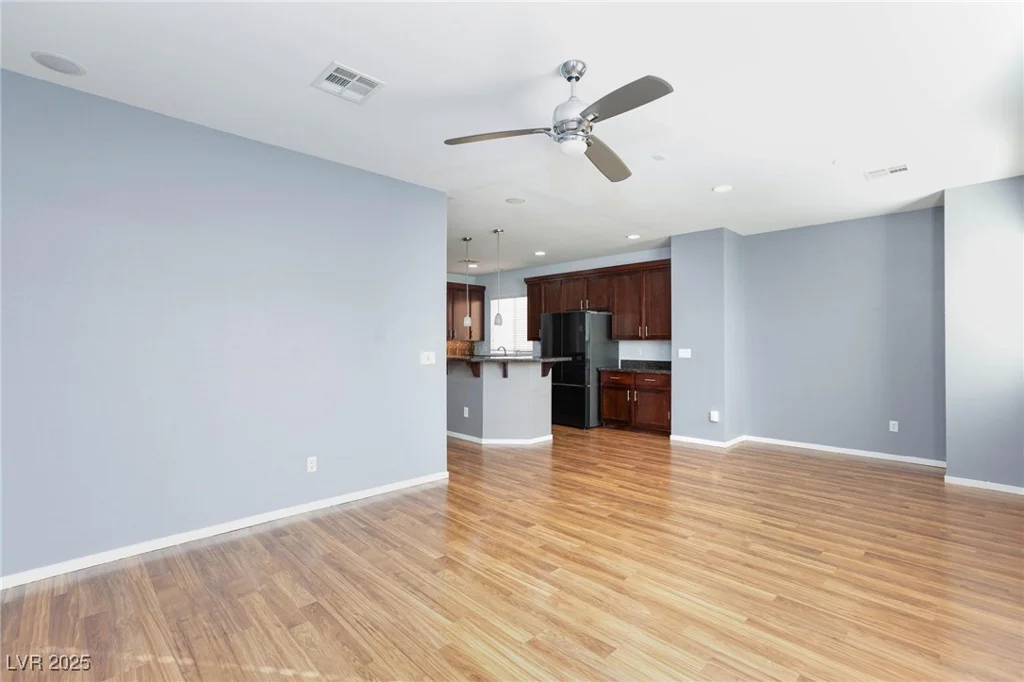 9378 Hilgard, Las Vegas, NV 89178