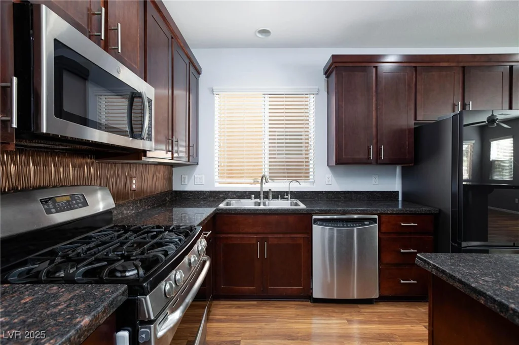 9378 Hilgard, Las Vegas, NV 89178