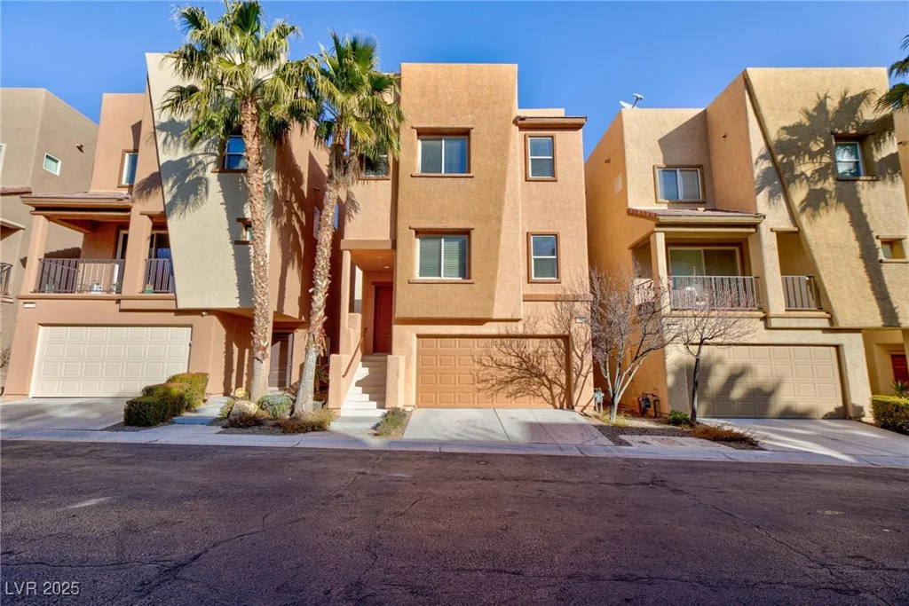 9378 Hilgard, Las Vegas, NV 89178