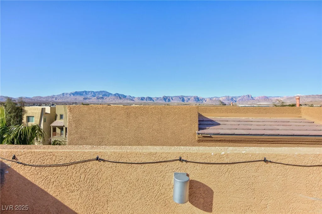 9378 Hilgard, Las Vegas, NV 89178