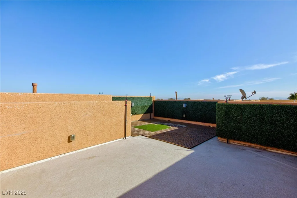 9378 Hilgard, Las Vegas, NV 89178