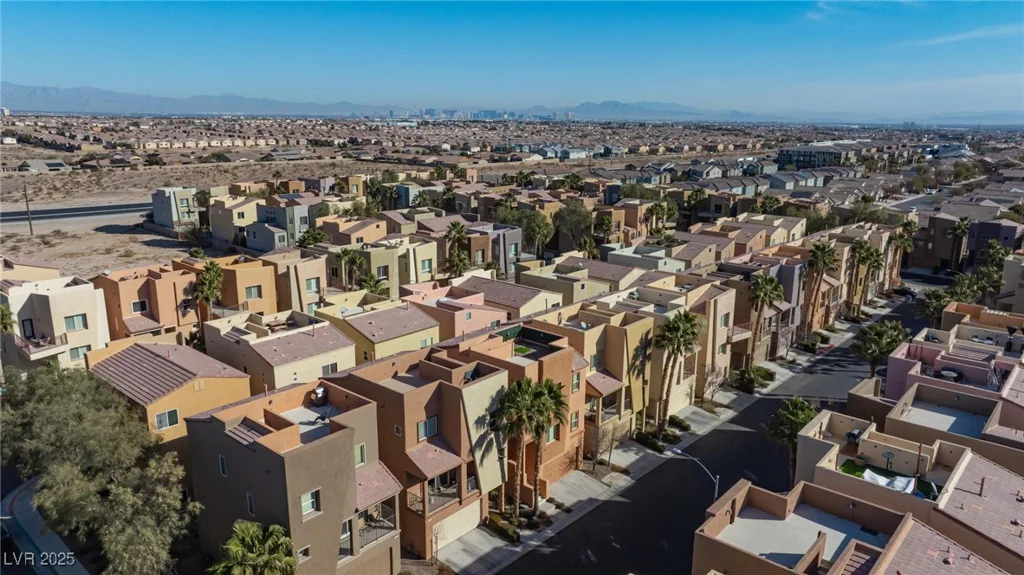 9378 Hilgard, Las Vegas, NV 89178