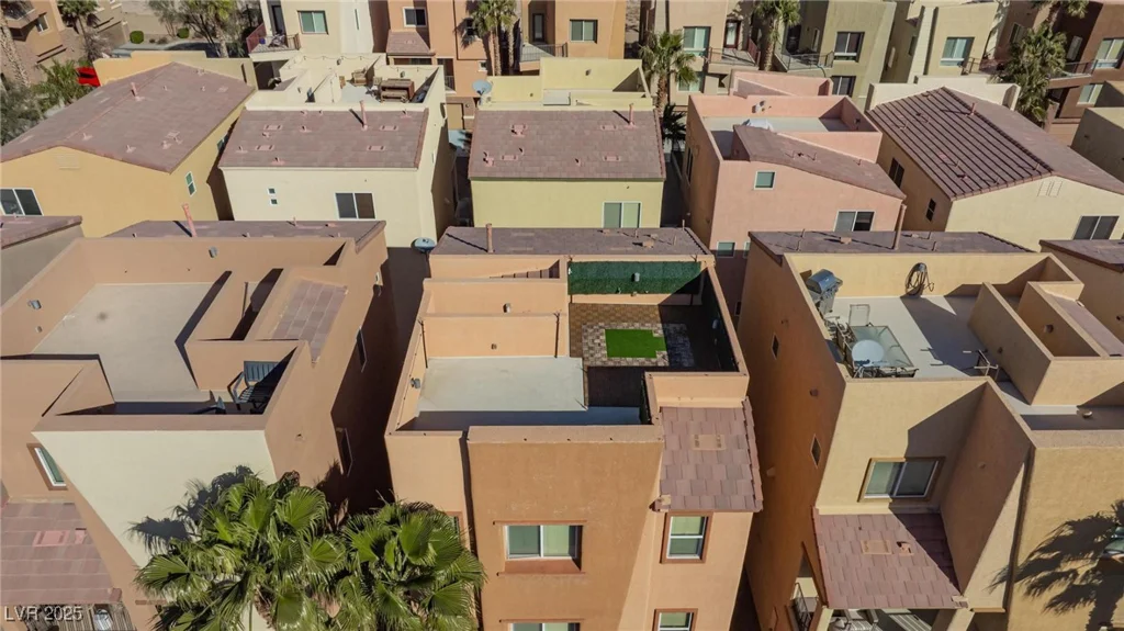 9378 Hilgard, Las Vegas, NV 89178
