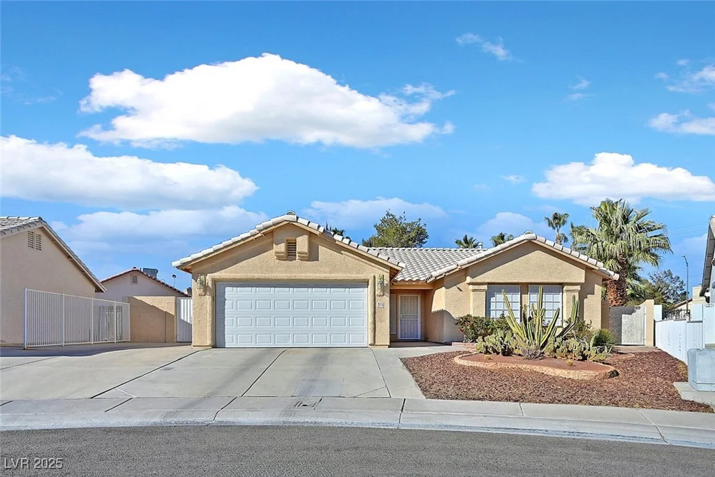 4318 Cobblehill, North Las Vegas, NV 89032