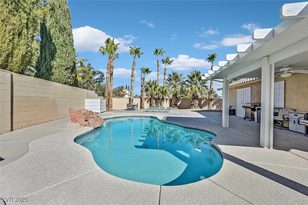 4318 Cobblehill, North Las Vegas, NV 89032