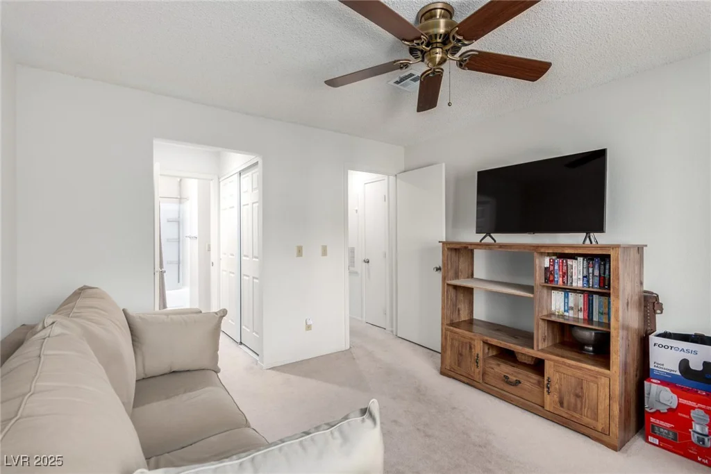 6885 Tamarus, Las Vegas, NV 89119