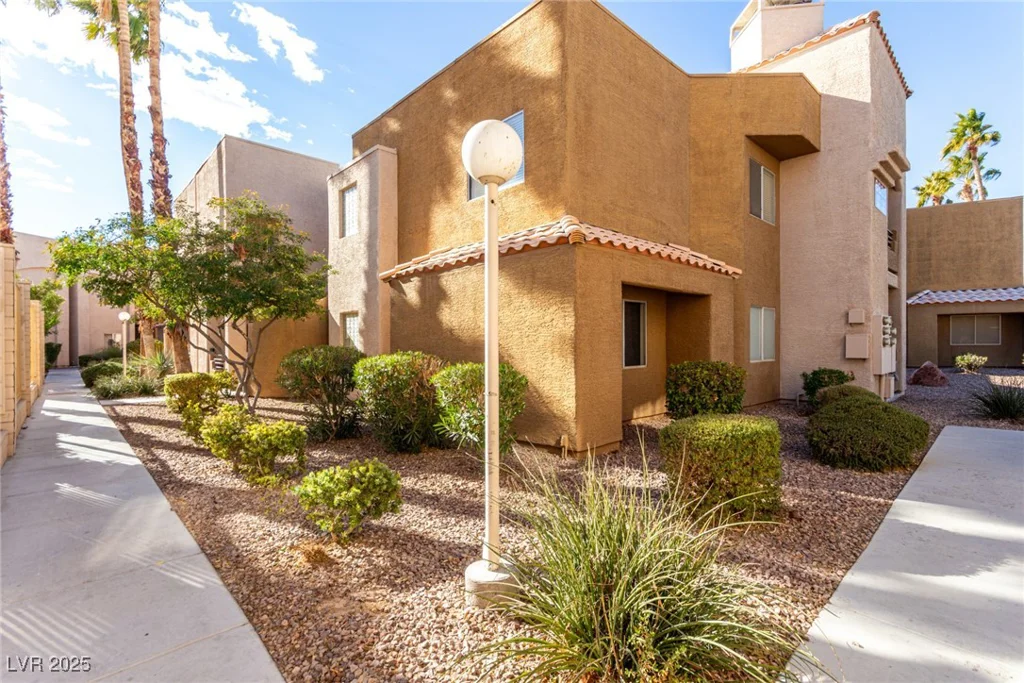 6885 Tamarus, Las Vegas, NV 89119