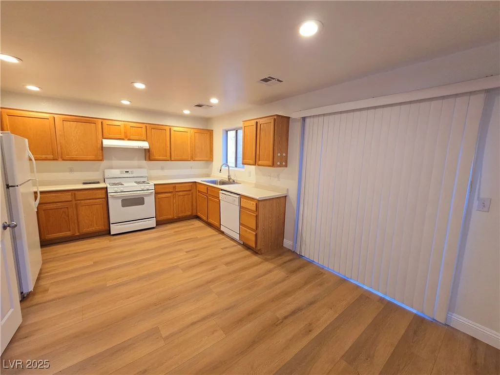 11998 Camden Brook, Las Vegas, NV 89183