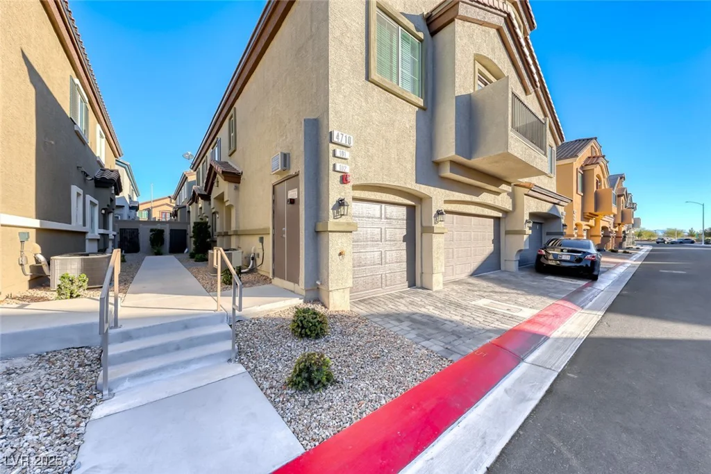 4710 Blaise, North Las Vegas, NV 89084