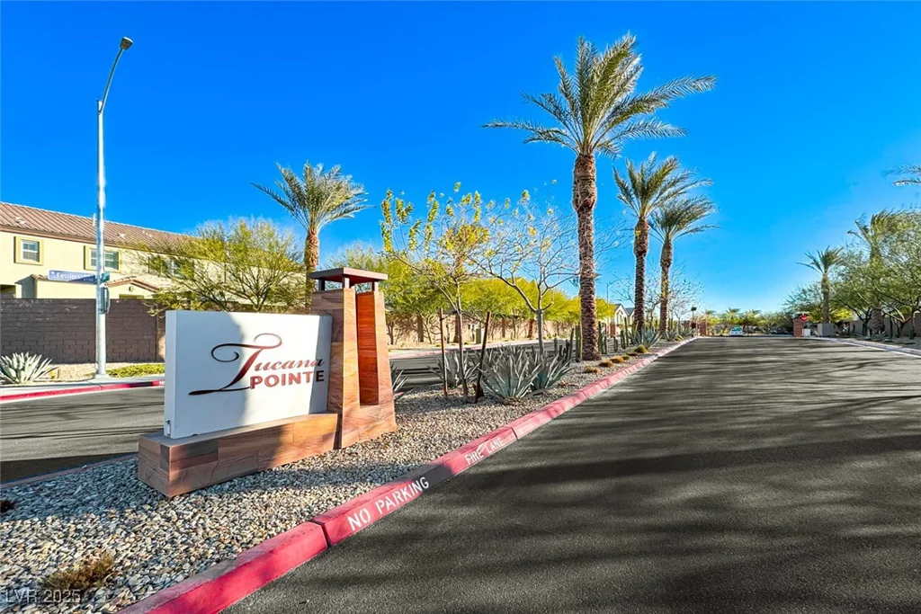 4710 Blaise, North Las Vegas, NV 89084