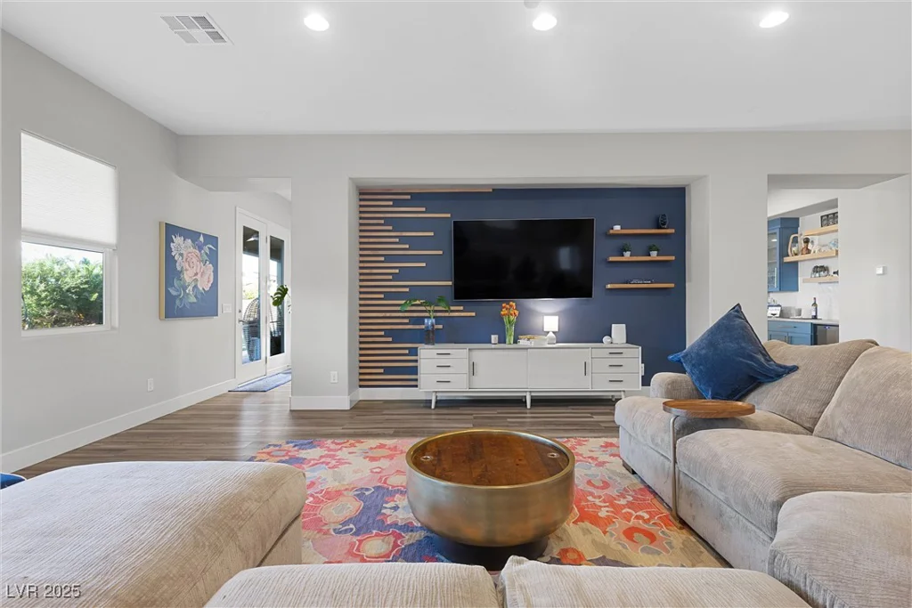 286 Chartan, Las Vegas, NV 89183