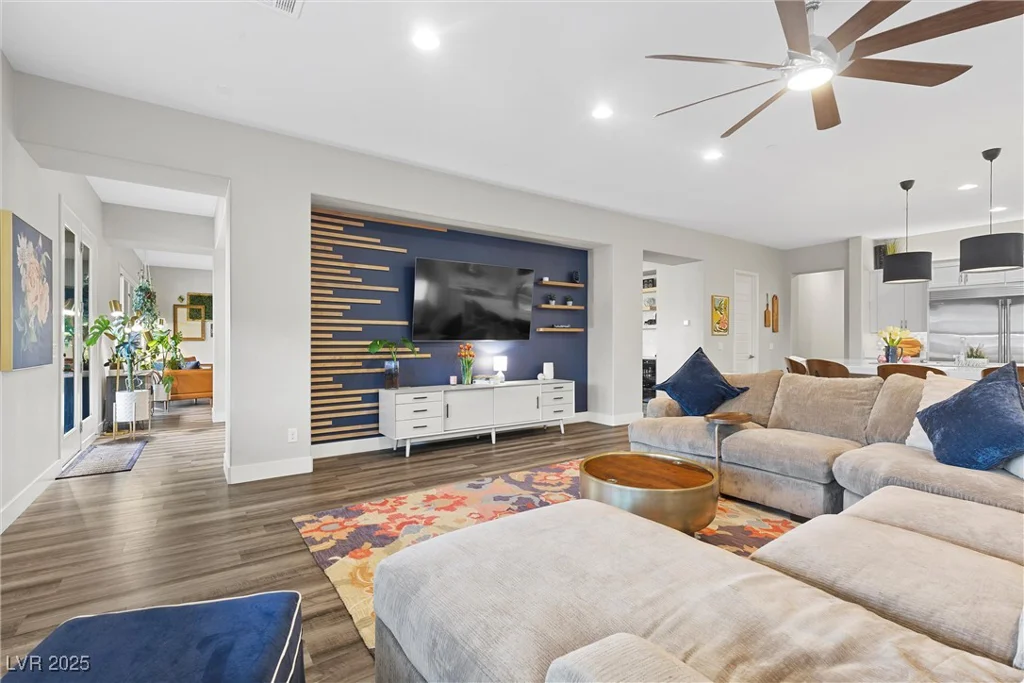286 Chartan, Las Vegas, NV 89183