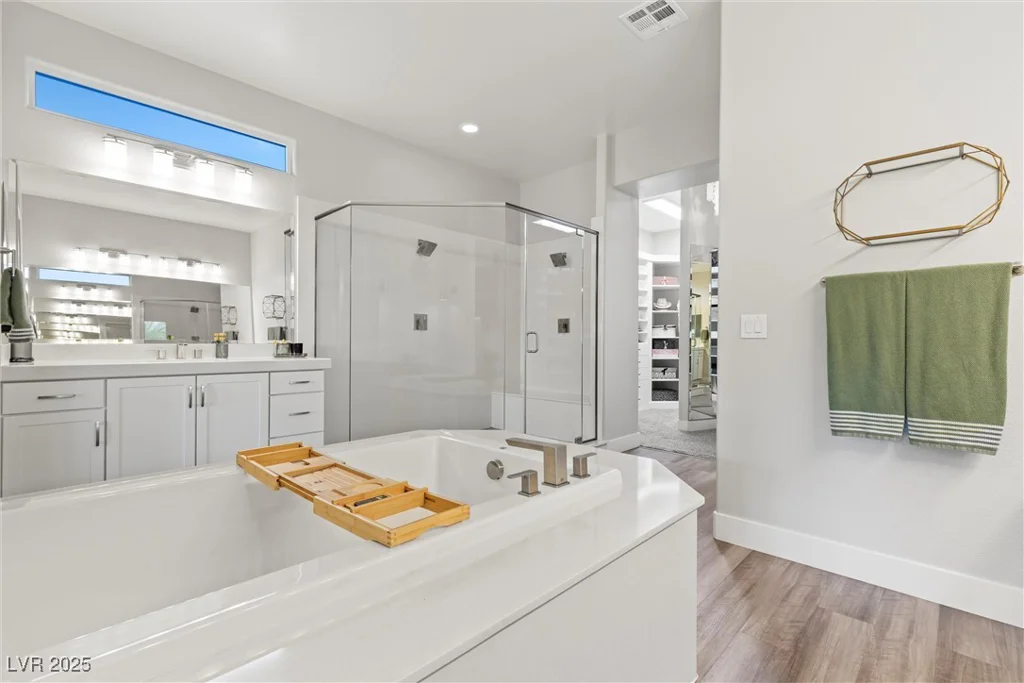 286 Chartan, Las Vegas, NV 89183
