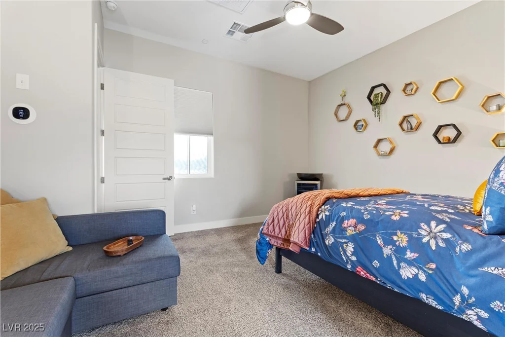 286 Chartan, Las Vegas, NV 89183